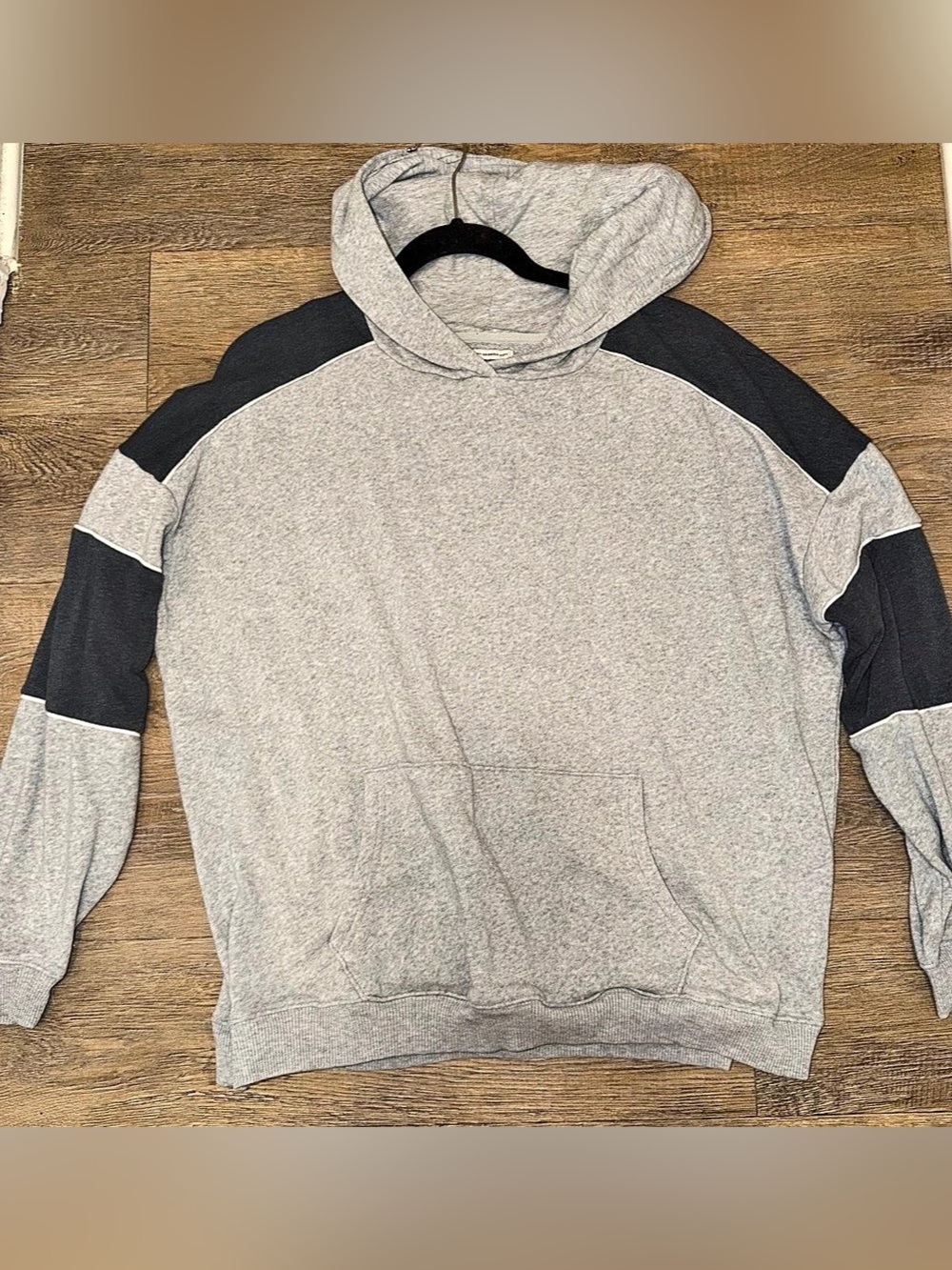 American Eagle Ahh-Mazingly Soft Color Block Hoodie Gray & Black Medium